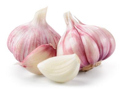  Remedies to clarify the garlic voice 